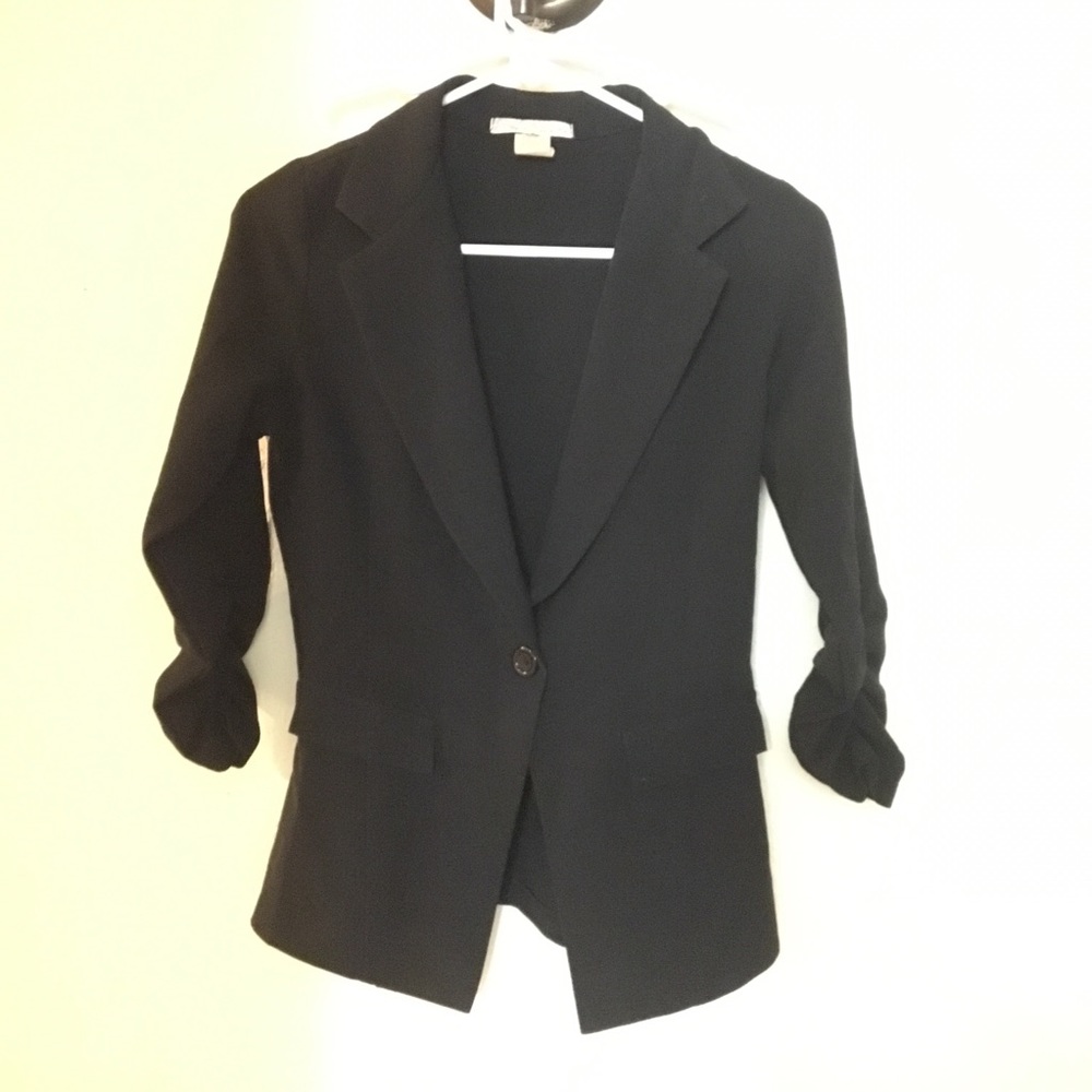 Fitted Black Blazer